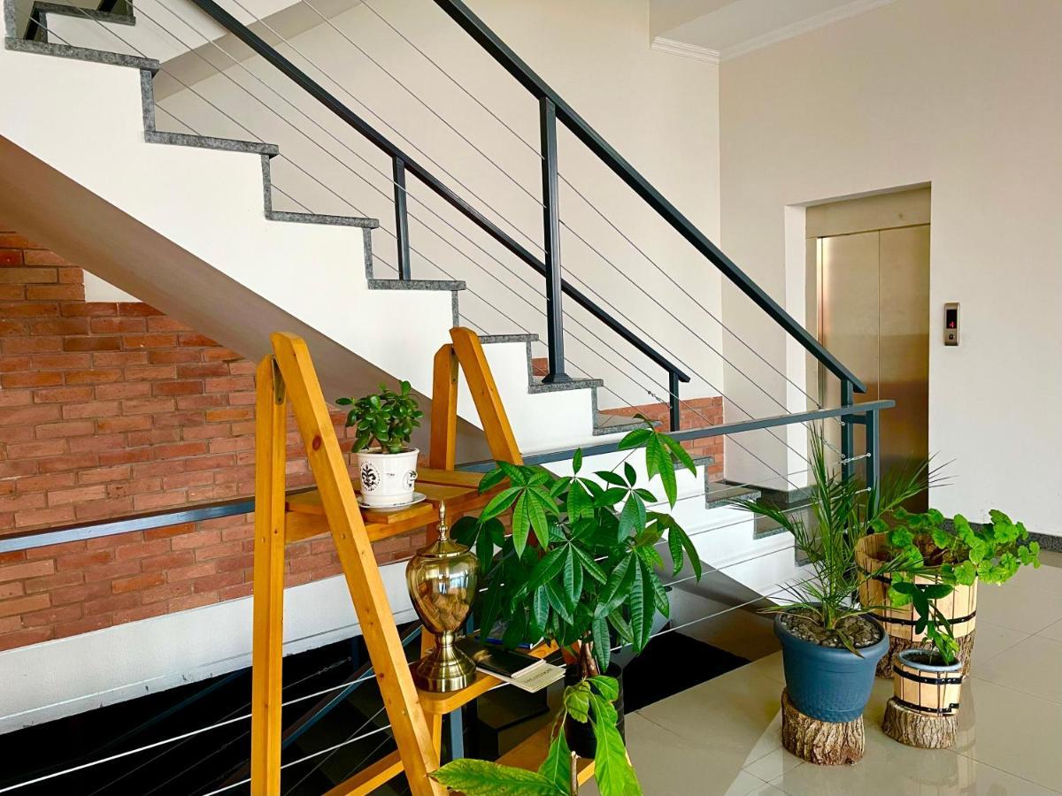The Wine Hotel เทลาวี ภายนอก รูปภาพ