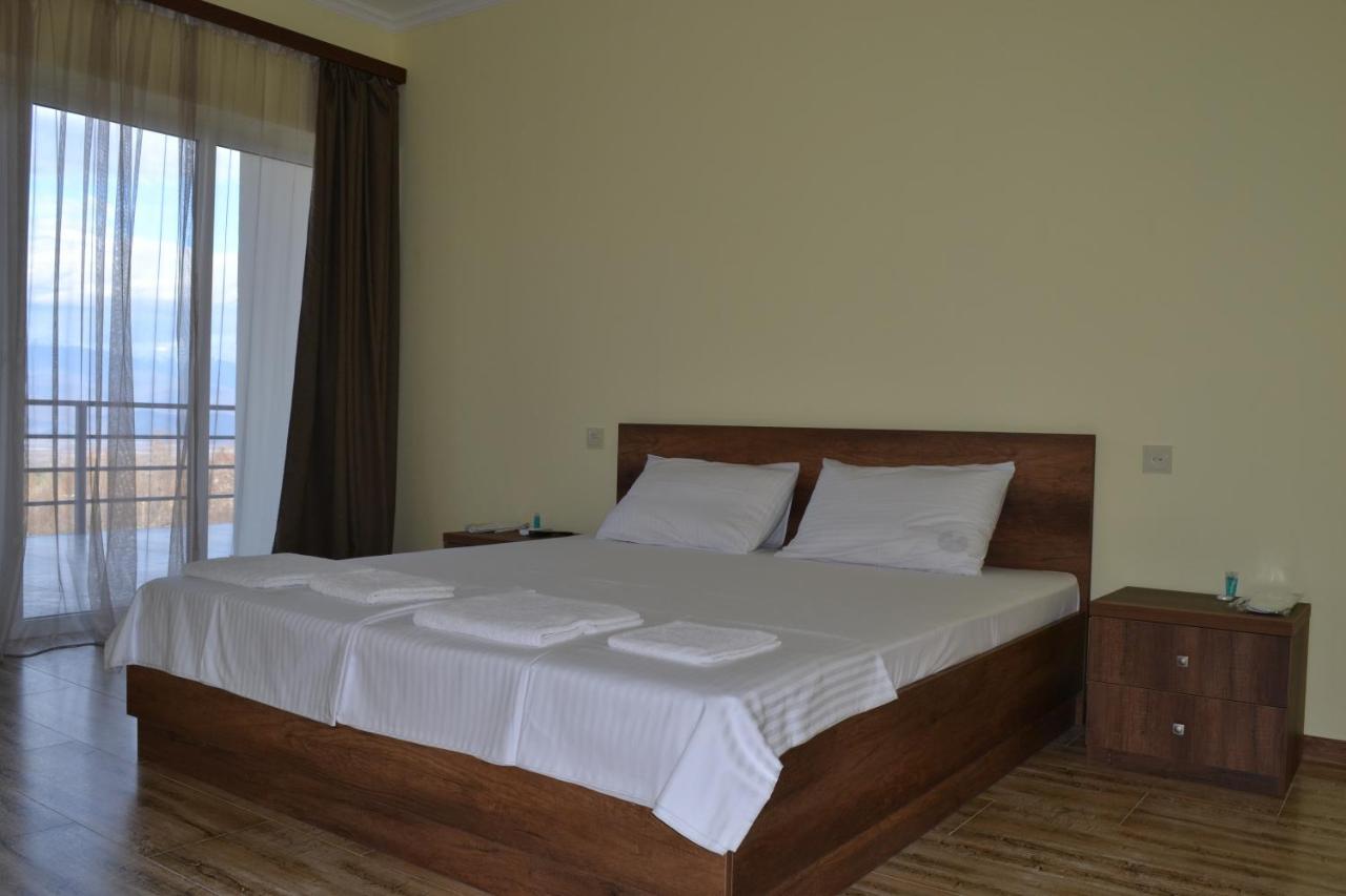 The Wine Hotel เทลาวี ภายนอก รูปภาพ